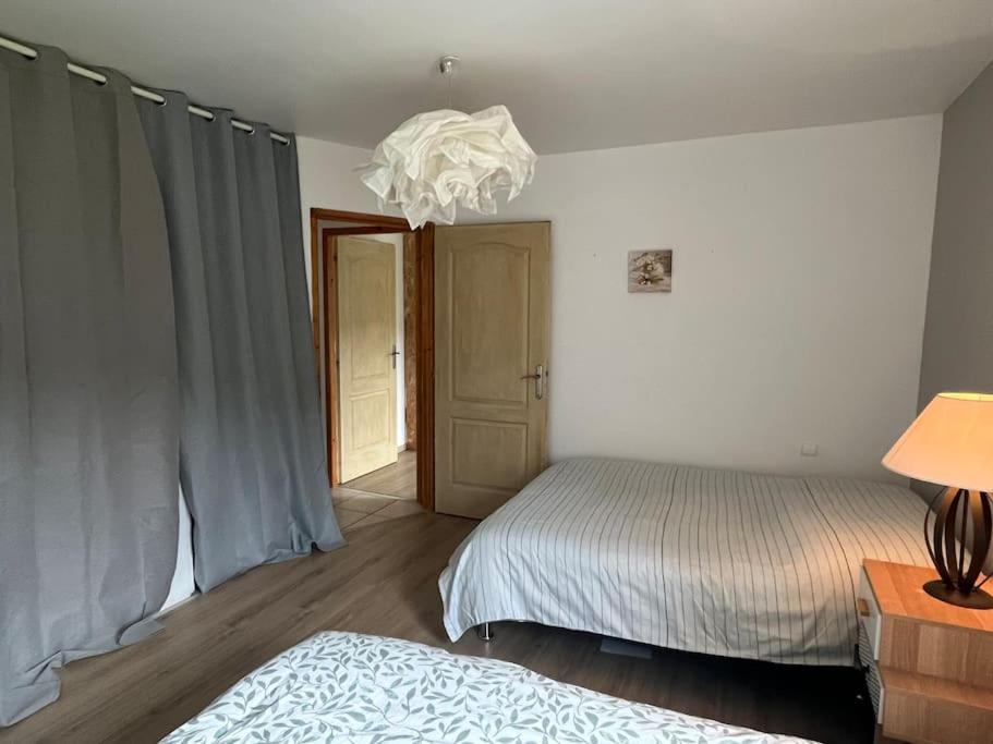 Appartement 5 Personnes Avec Espace Plein Air Saint-Maurice-sur-Moselle Extérieur photo