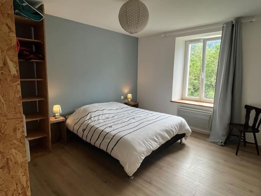 Appartement 5 Personnes Avec Espace Plein Air Saint-Maurice-sur-Moselle Extérieur photo